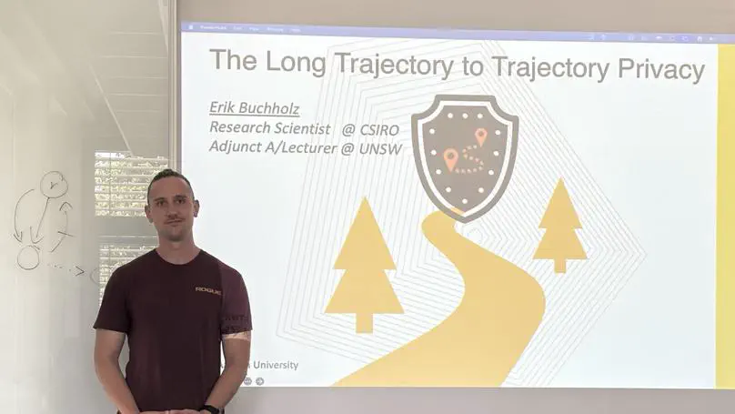 Research Talk by COMSYS Almunus Dr. Erik Buchholz